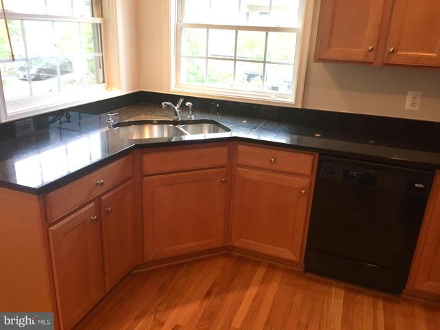 25802 TURLOUGH TER, Chantilly, VA 20152