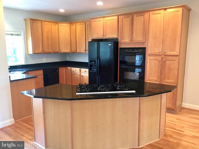 25802 TURLOUGH TER, Chantilly, VA 20152