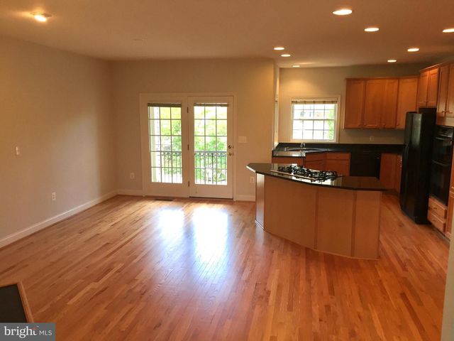 25802 TURLOUGH TER, Chantilly, VA 20152