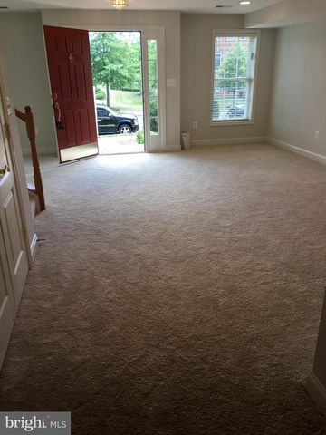 25802 TURLOUGH TER, Chantilly, VA 20152