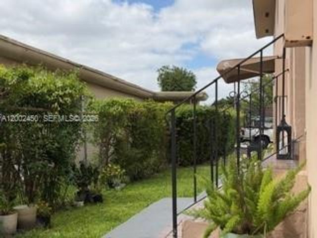 50 W 11th St 1, Hialeah, FL 33010