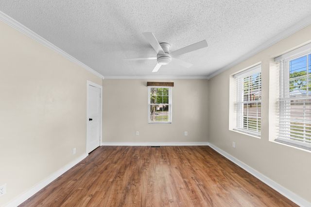 1119 Morningside Dr, Columbia, TN 38401