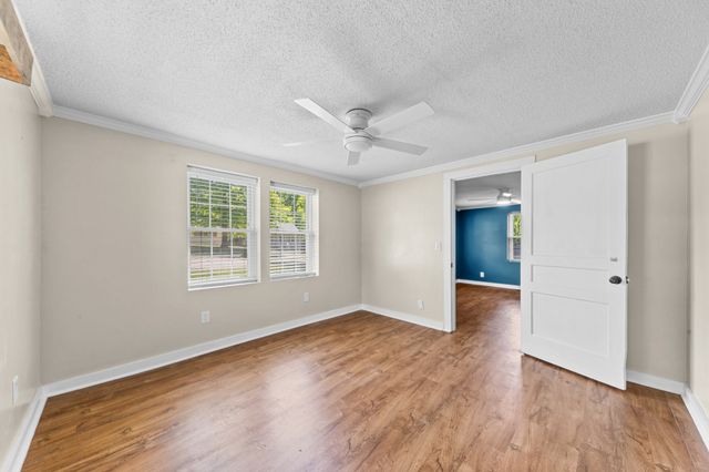 1119 Morningside Dr, Columbia, TN 38401