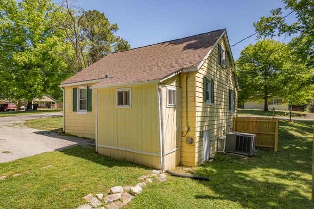 1119 Morningside Dr, Columbia, TN 38401