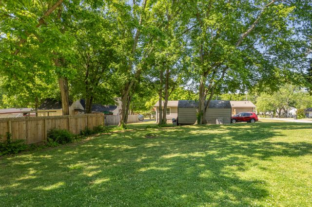 1119 Morningside Dr, Columbia, TN 38401