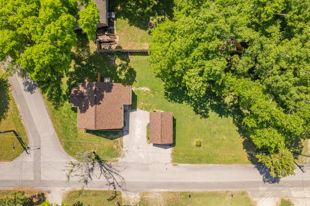 1119 Morningside Dr, Columbia, TN 38401