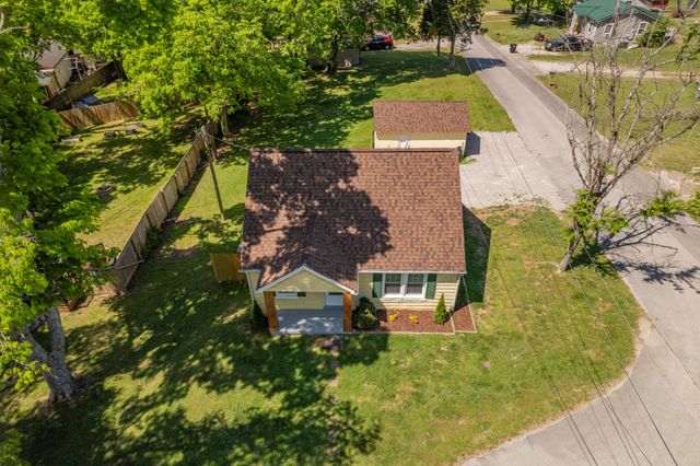 1119 Morningside Dr, Columbia, TN 38401