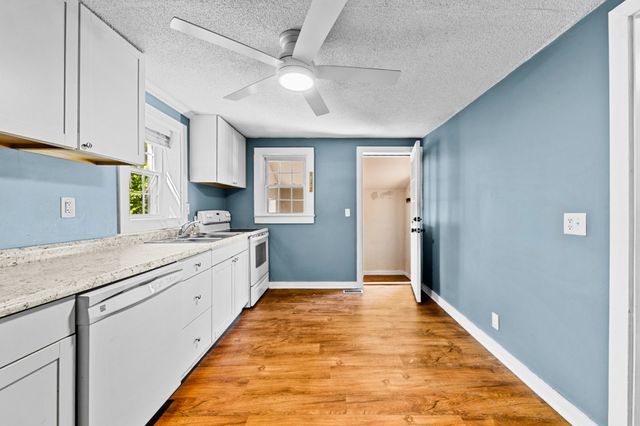 1119 Morningside Dr, Columbia, TN 38401