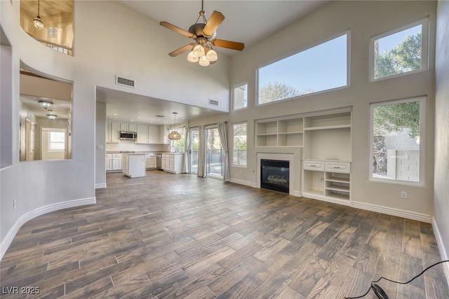 2412 La Sierra Street, Las Vegas, NV 89134