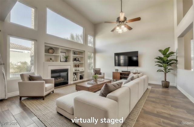 2412 La Sierra Street, Las Vegas, NV 89134