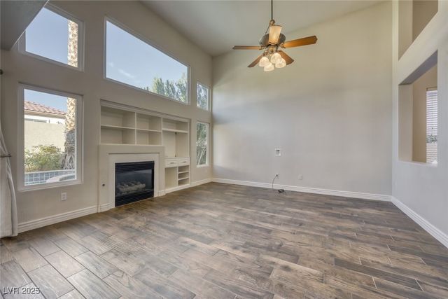 2412 La Sierra Street, Las Vegas, NV 89134