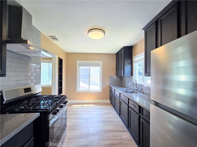 705 N Hillford Avenue, Compton, CA 90220