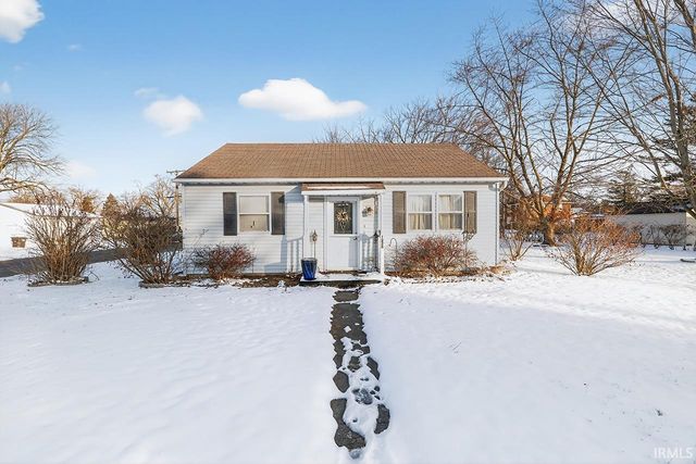 1228 W Lusher Avenue, Elkhart, IN 46517