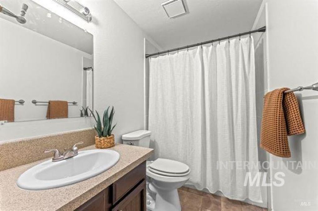 2481 W Rebecca Way, Meridian, ID 83646 photo 14