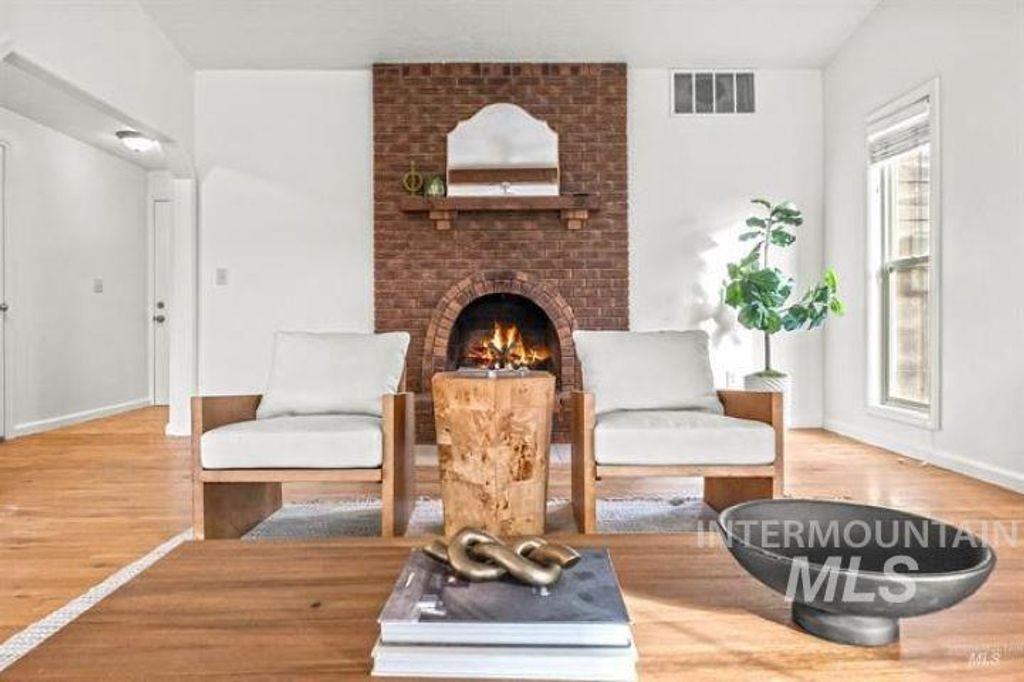 2481 W Rebecca Way, Meridian, ID 83646 photo 4