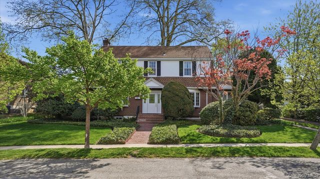 641 158th Street, Whitestone, NY 11357