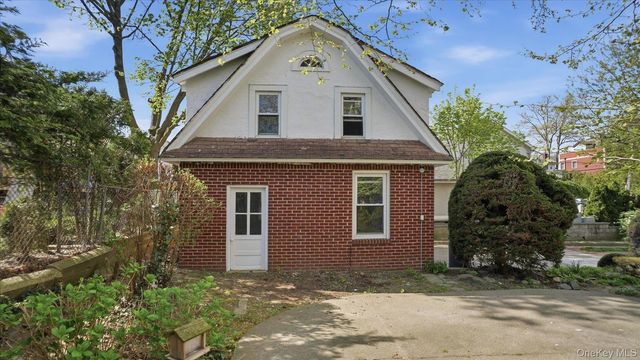 641 158th Street, Whitestone, NY 11357