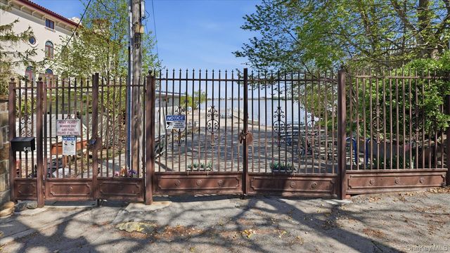 641 158th Street, Whitestone, NY 11357