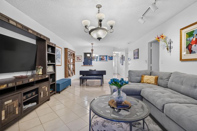 6802 Moonlit Drive, Delray Beach, FL 33446