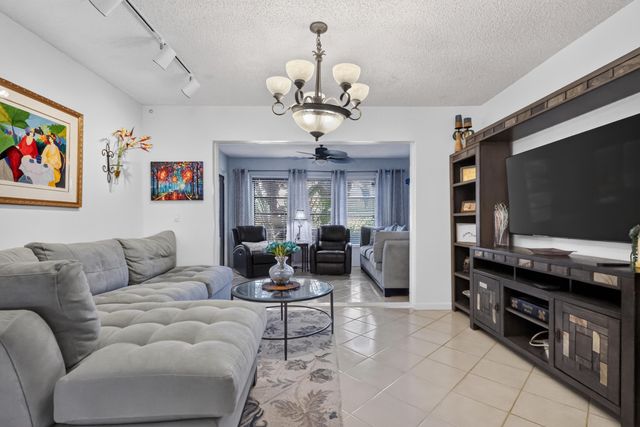 6802 Moonlit Drive, Delray Beach, FL 33446