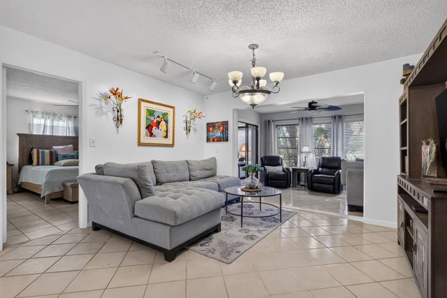 6802 Moonlit Drive, Delray Beach, FL 33446