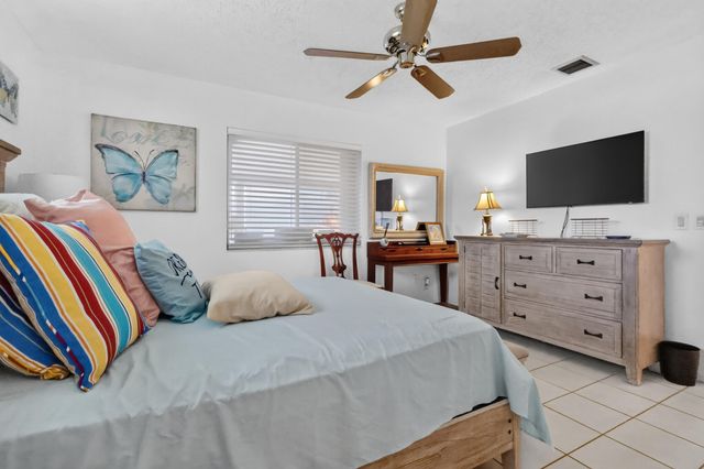 6802 Moonlit Drive, Delray Beach, FL 33446