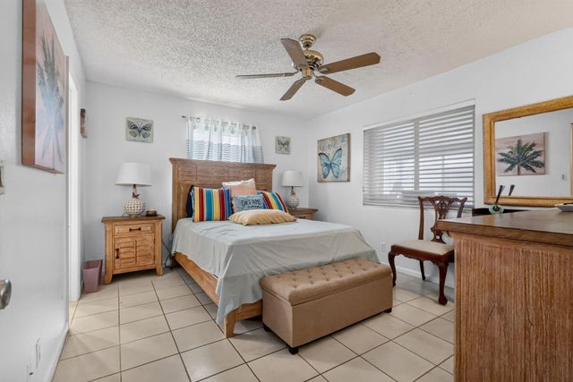 6802 Moonlit Drive, Delray Beach, FL 33446