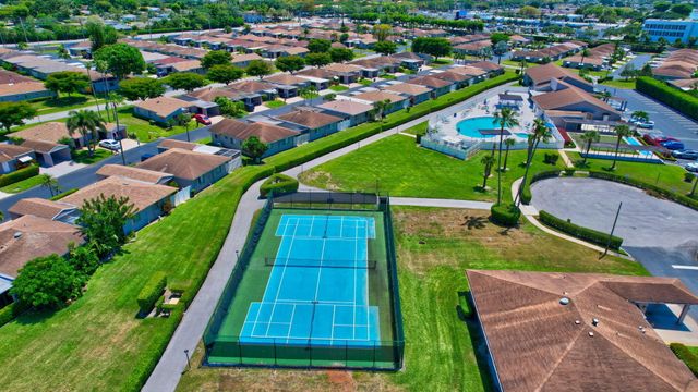 6802 Moonlit Drive, Delray Beach, FL 33446