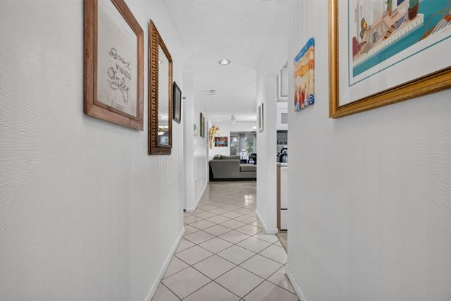 6802 Moonlit Drive, Delray Beach, FL 33446