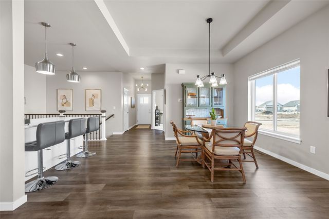 790 Oak Terrace Avenue, North Liberty, IA 52317