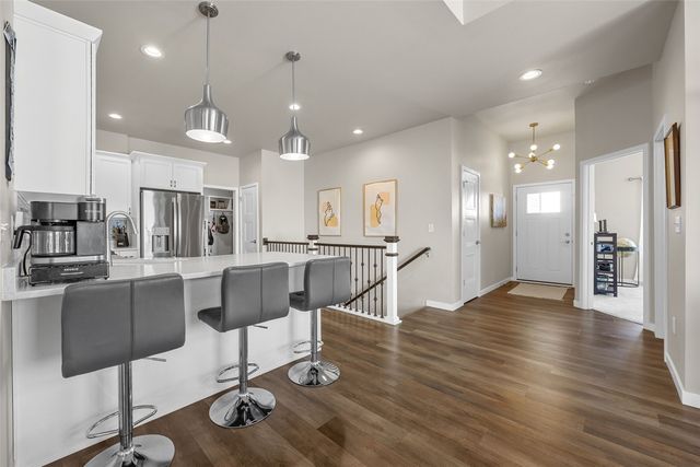 790 Oak Terrace Avenue, North Liberty, IA 52317