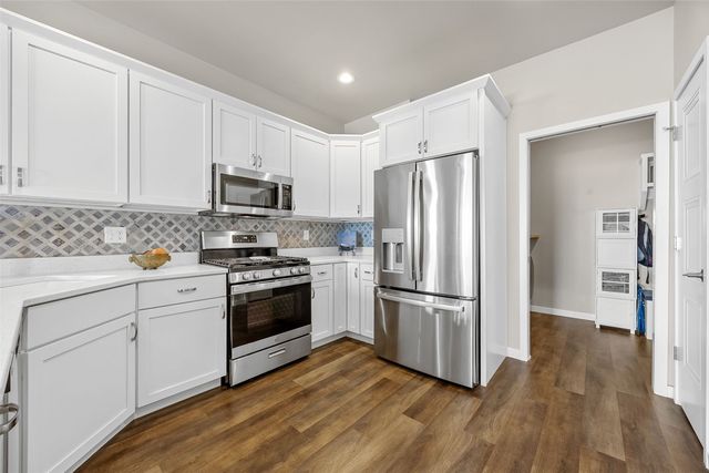 790 Oak Terrace Avenue, North Liberty, IA 52317