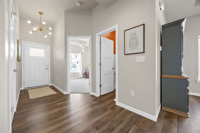 790 Oak Terrace Avenue, North Liberty, IA 52317