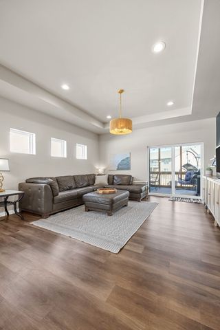 790 Oak Terrace Avenue, North Liberty, IA 52317