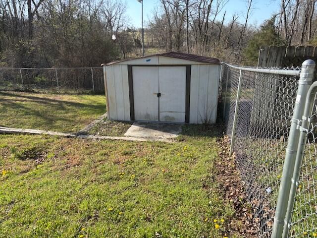 2702 S 14th Street, Ozark, MO 65721