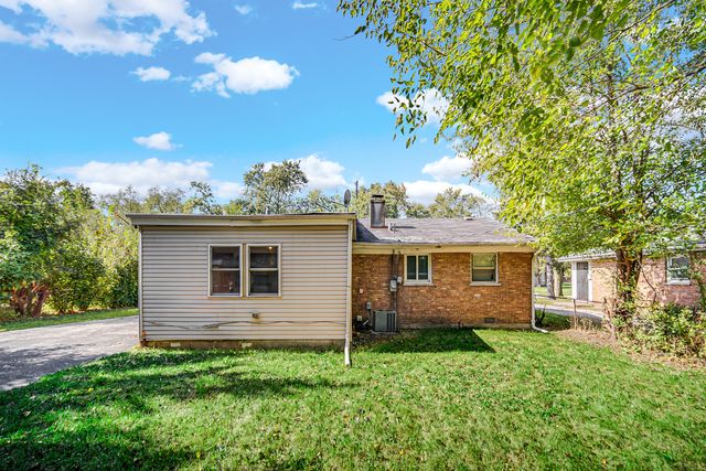 16101 Richmond Avenue, Markham, IL 60428