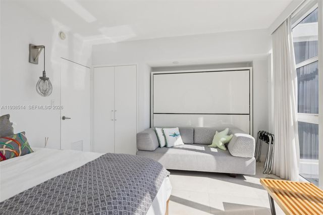 10275 Collins Ave 1110, Bal Harbour, FL 33154