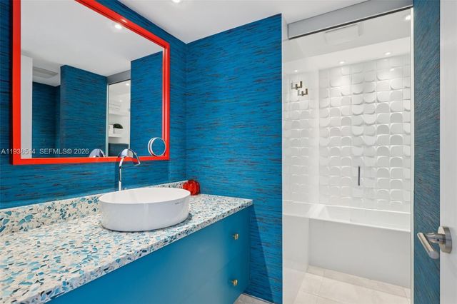 10275 Collins Ave 1110, Bal Harbour, FL 33154