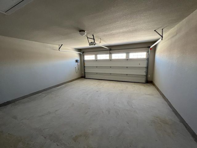 105 Spiny Lizard LN, San Marcos, TX 78666