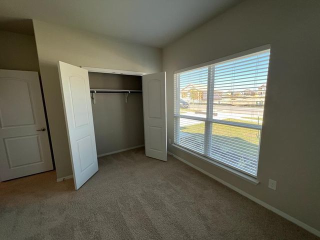 105 Spiny Lizard LN, San Marcos, TX 78666