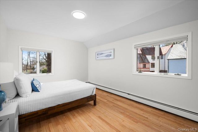 7 Acorn Lane, Larchmont, NY 10538