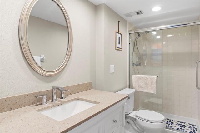 315 30TH AVENUE W B411, Bradenton, FL 34205