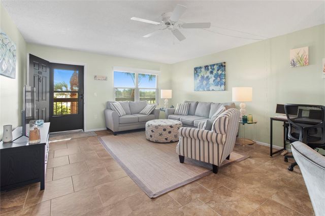 315 30TH AVENUE W B411, Bradenton, FL 34205