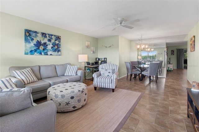 315 30TH AVENUE W B411, Bradenton, FL 34205