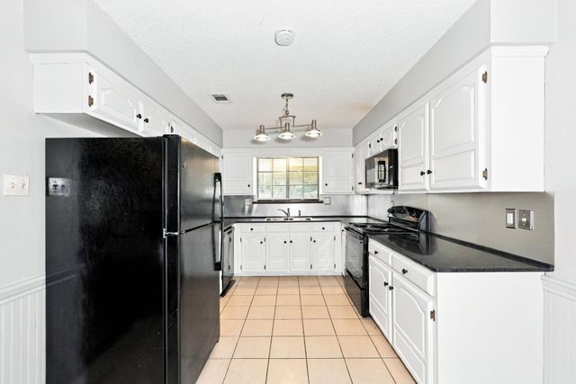 308 Floyd Street, Waxahachie, TX 75165