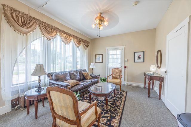 121 Ridge Ave, City Of Washington, PA 15301