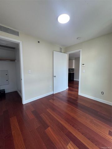 14238 37th Avenue 4A, Flushing, NY 11354