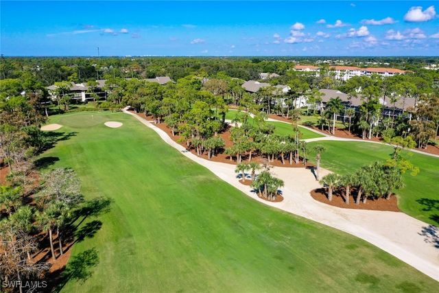 780 Waterford DR 302, Naples, FL 34113