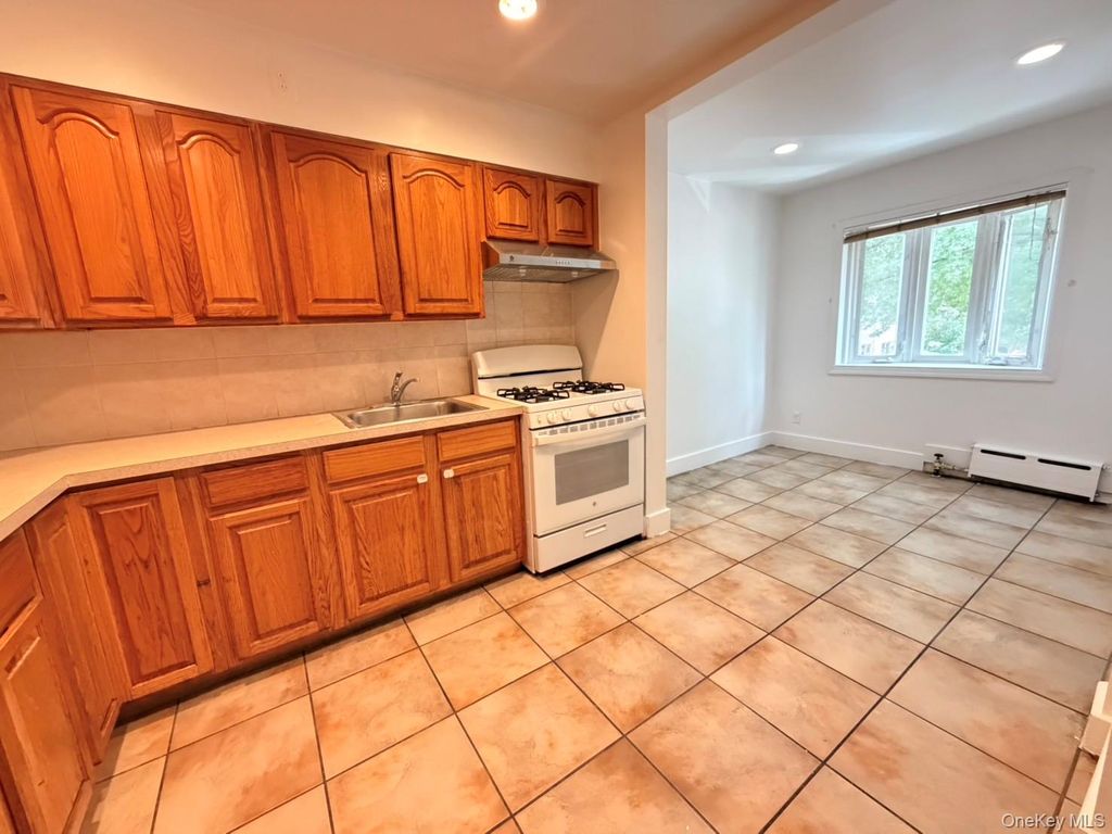 5518 Junction Boulevard, Elmhurst, NY 11373 — photo 5