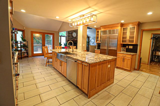 5428 N Duncan, La Porte, IN 46350